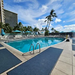 Apartment Ilikai Tower 1137 Yacht Harbor View 1br, Honolulu