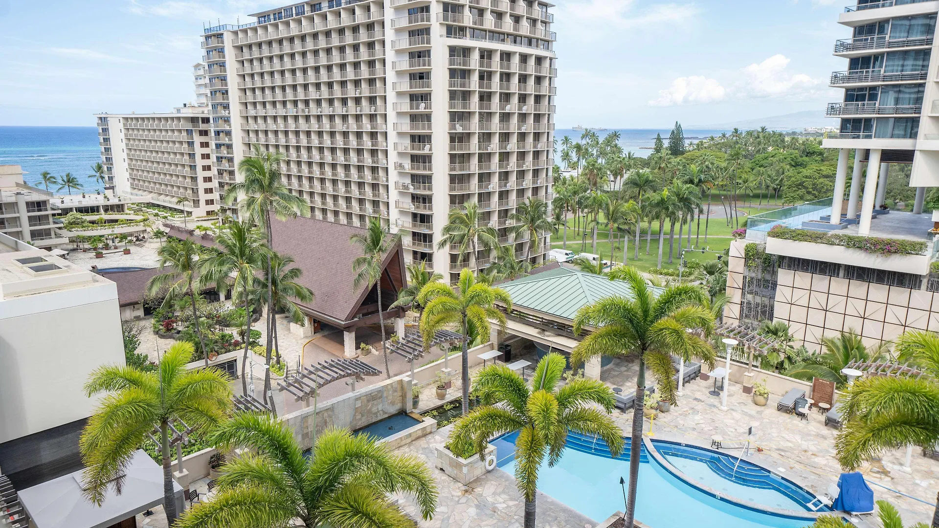 Embassy Suites By Hilton Waikiki Beach Walk Honolulu 4*,