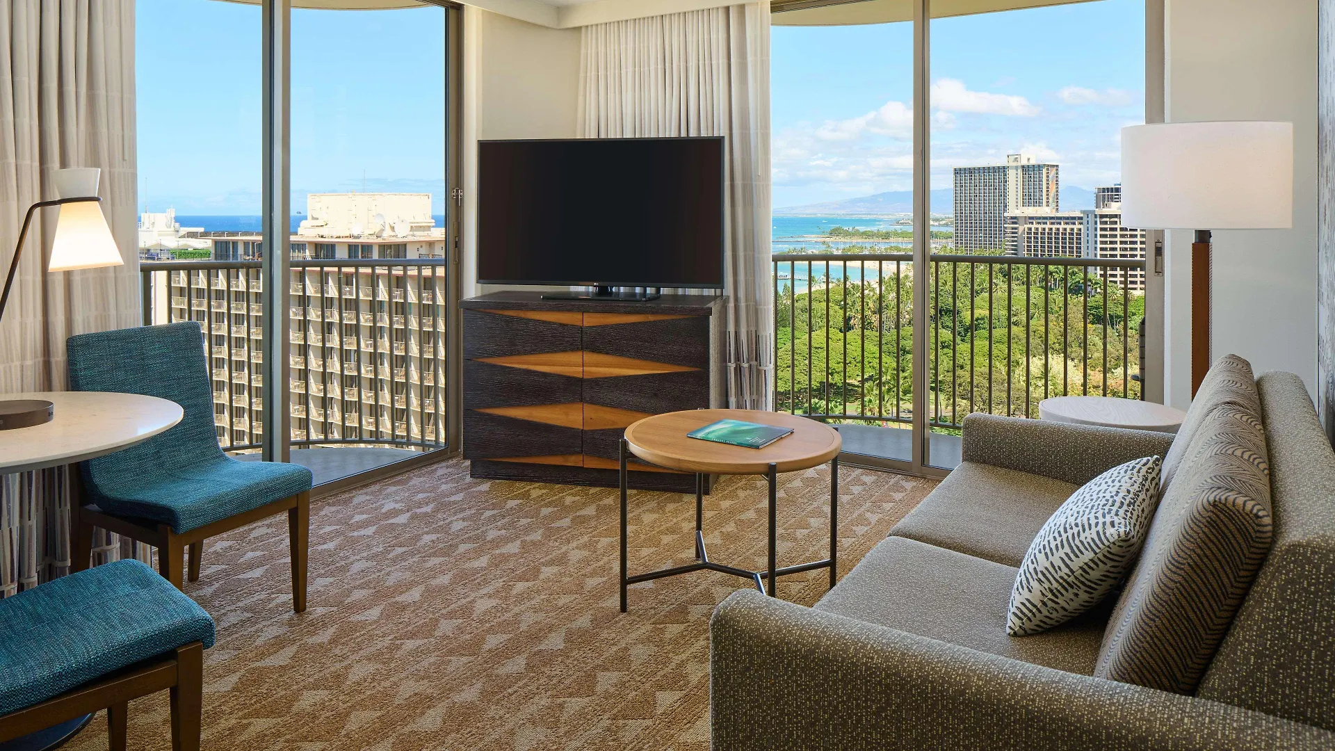 Embassy Suites By Hilton Waikiki Beach Walk Honolulu