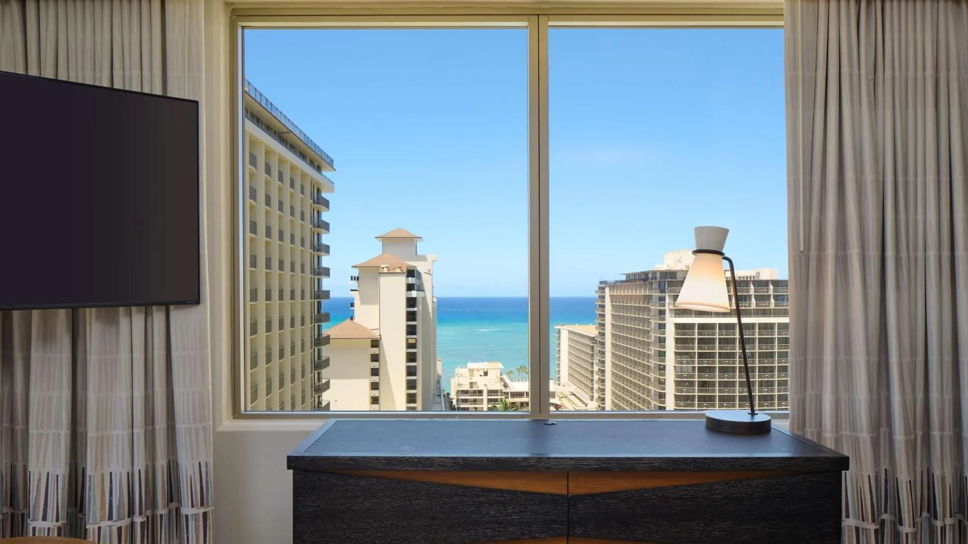 Embassy Suites By Hilton Waikiki Beach Walk Honolulu